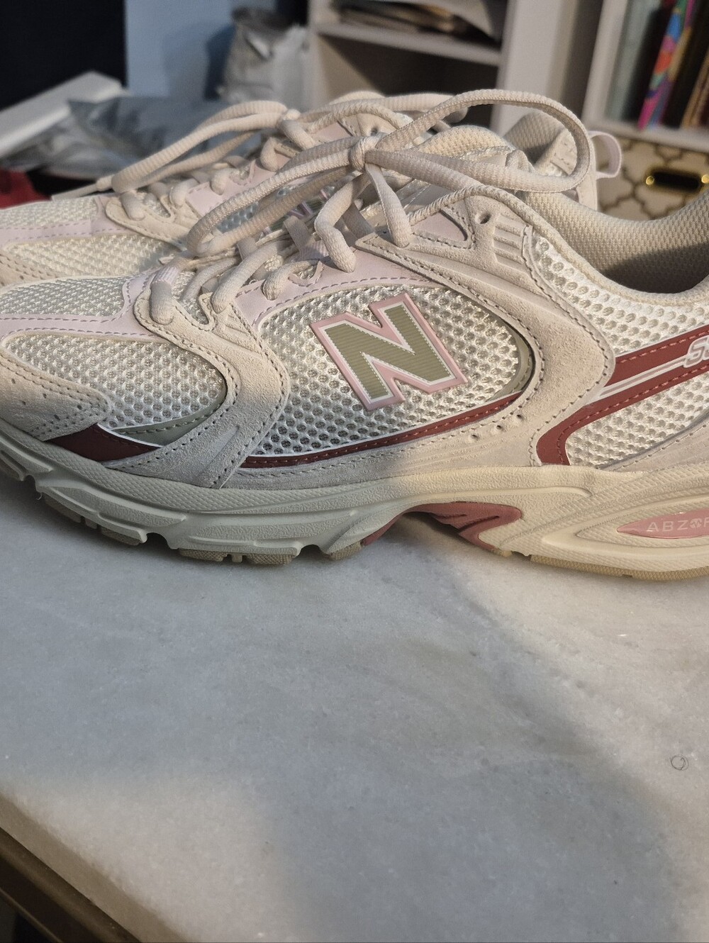 New Balance 530's Women's White and Pink Athletic Sneakers